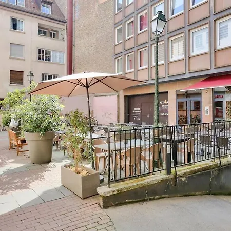 Spacieux Au Coeur De Apartment