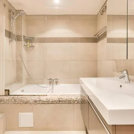 Apartment Spacieux Au Coeur De Strasbourg