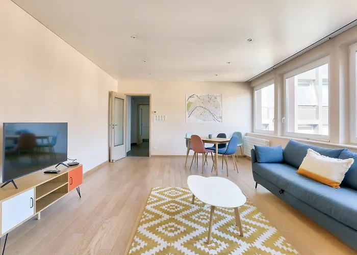 Lägenhet Spacieux Au Coeur De Strasbourg